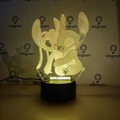 Stitch y Angela