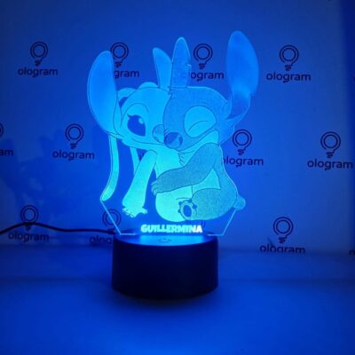 Stitch y Angela
