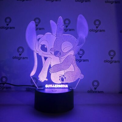 Stitch y Angela