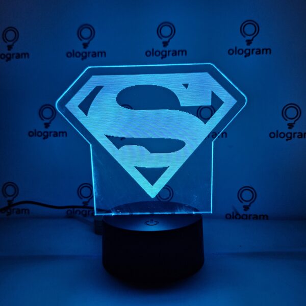 superman-logo-celeste