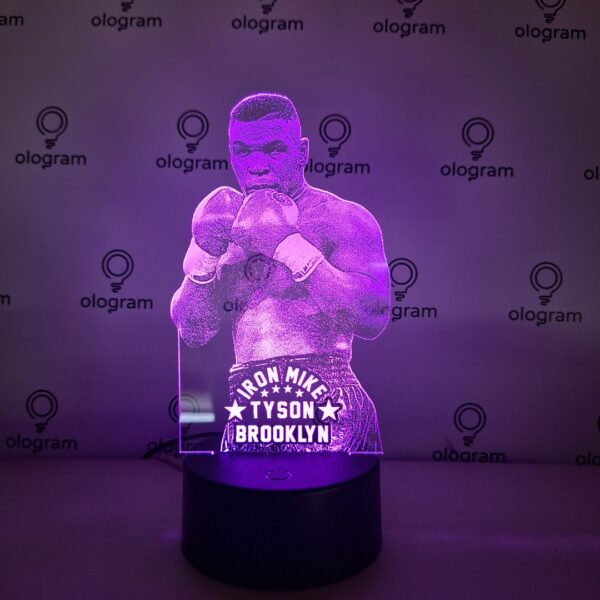 mike-tyson-violeta Mike Tyson