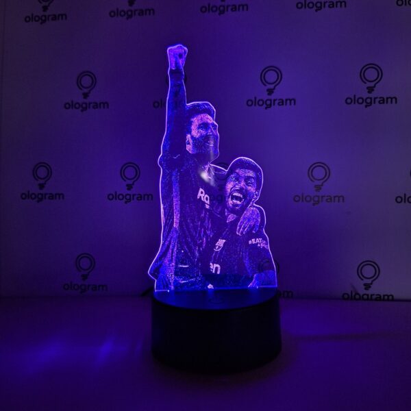 suarez-messi-violeta