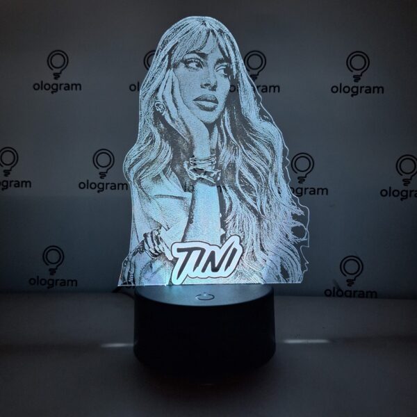 tini-blanco Tini